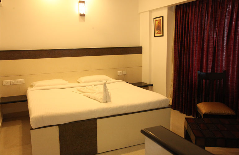 Single Deluxe Room
