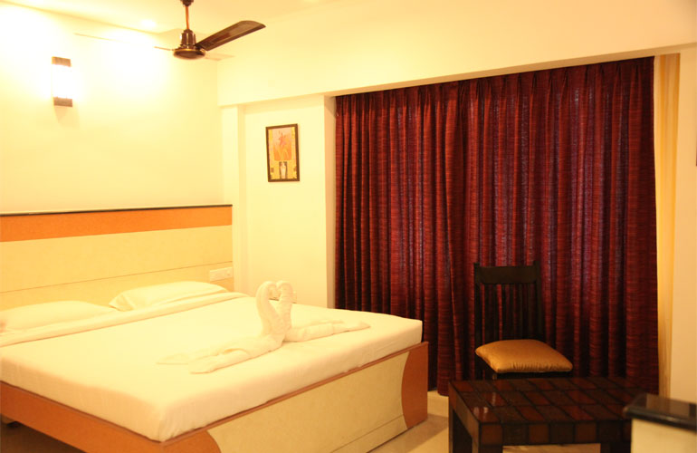 Single Deluxe Room